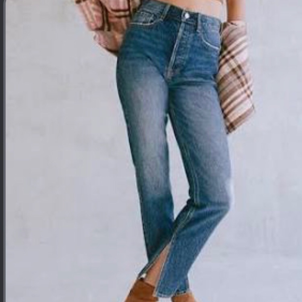 Pacsun Ultra rise Split Hem Jeans 26